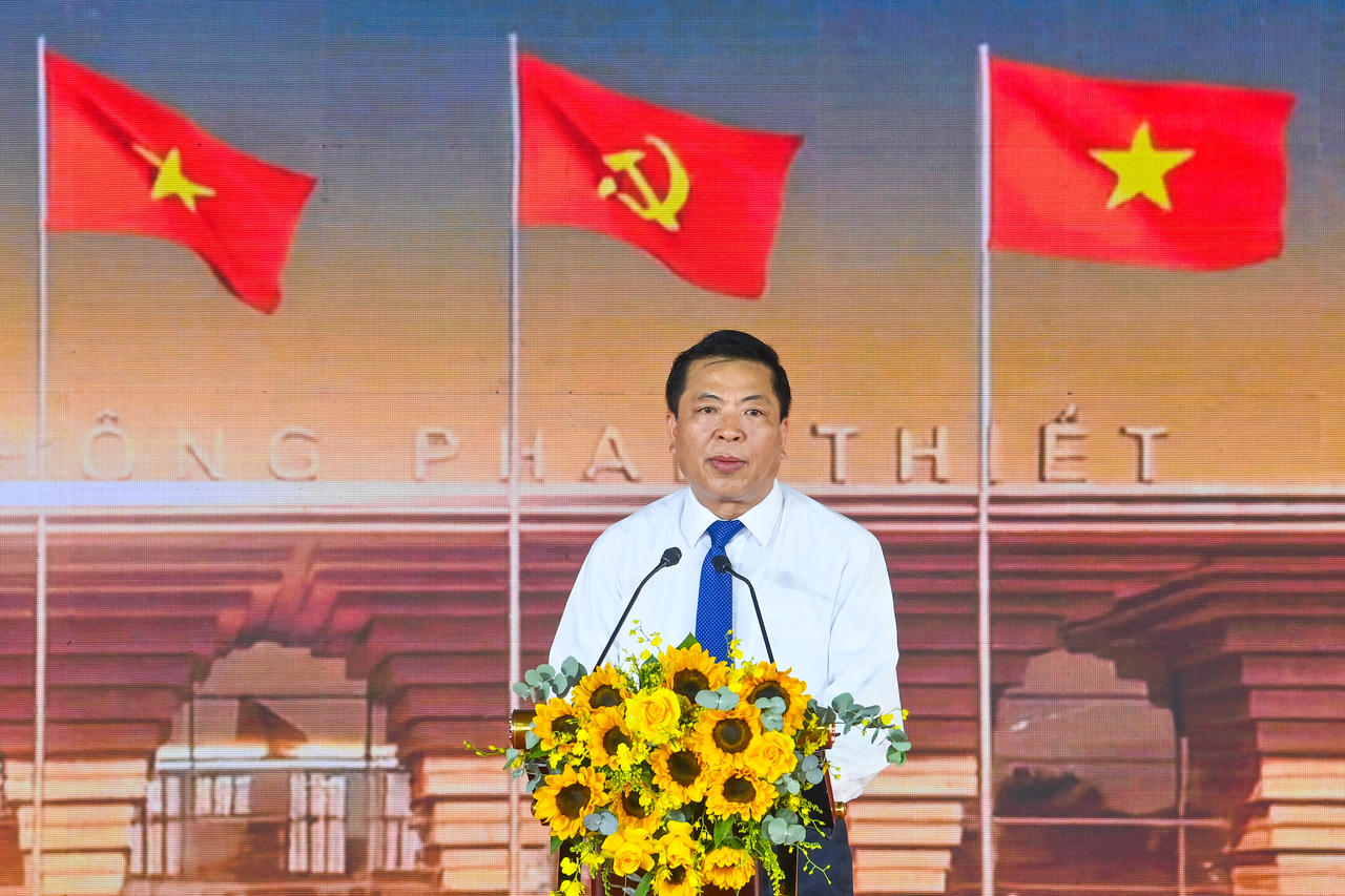 Bộ trưởng Xây dựng Trần Hồng Minh phát biểu tại sự kiện.