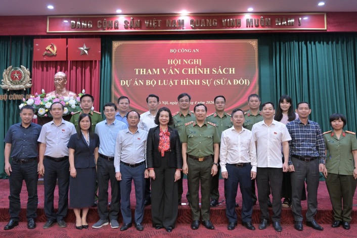 Xây dựng dự án Bộ luật Hình sự (sửa đổi) bảo đảm đồng bộ, có tính dự báo trong tương lai