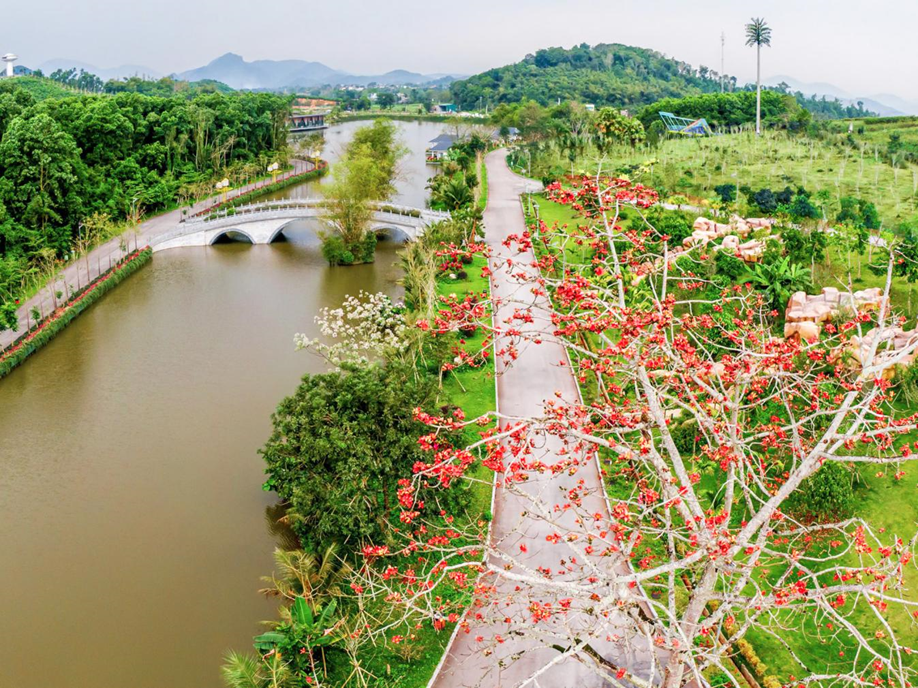 Lamori Resort & Spa - chạm vào mùa hè dịu êm