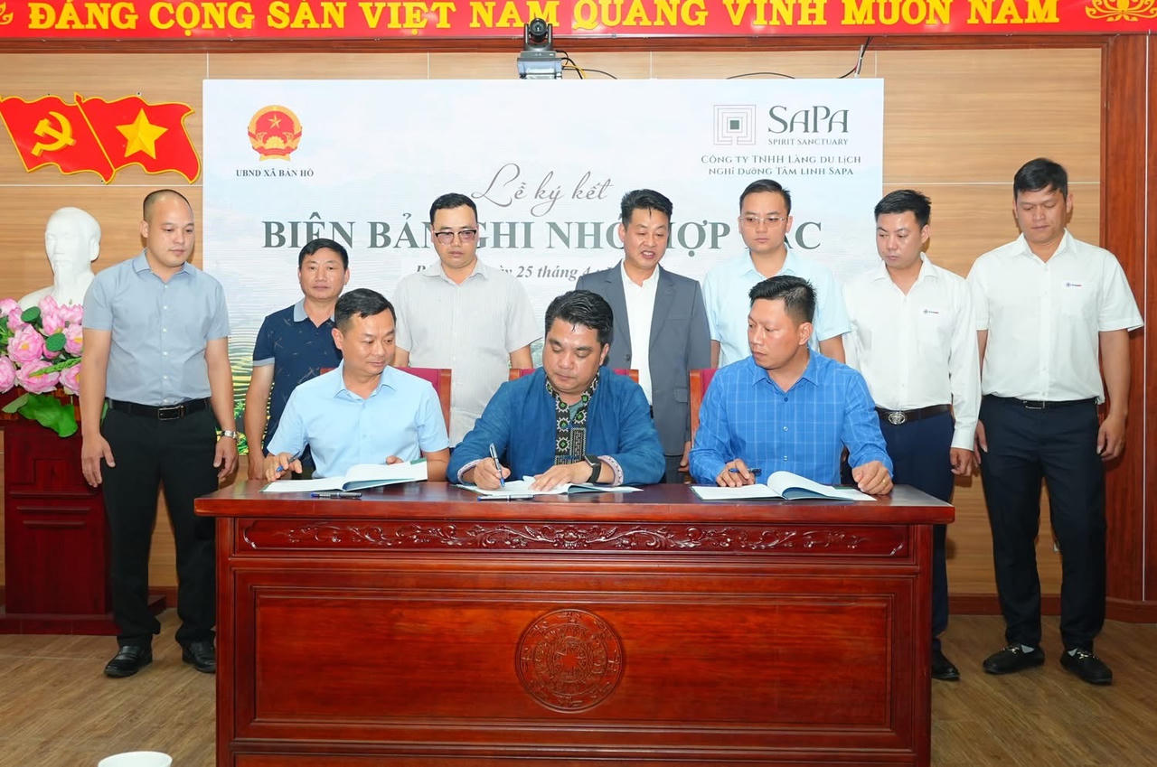 Xã Bản Hồ ký kết hợp tác với doanh nghiệp, nhà máy, thủy điện thúc đẩy phát triển bền vững