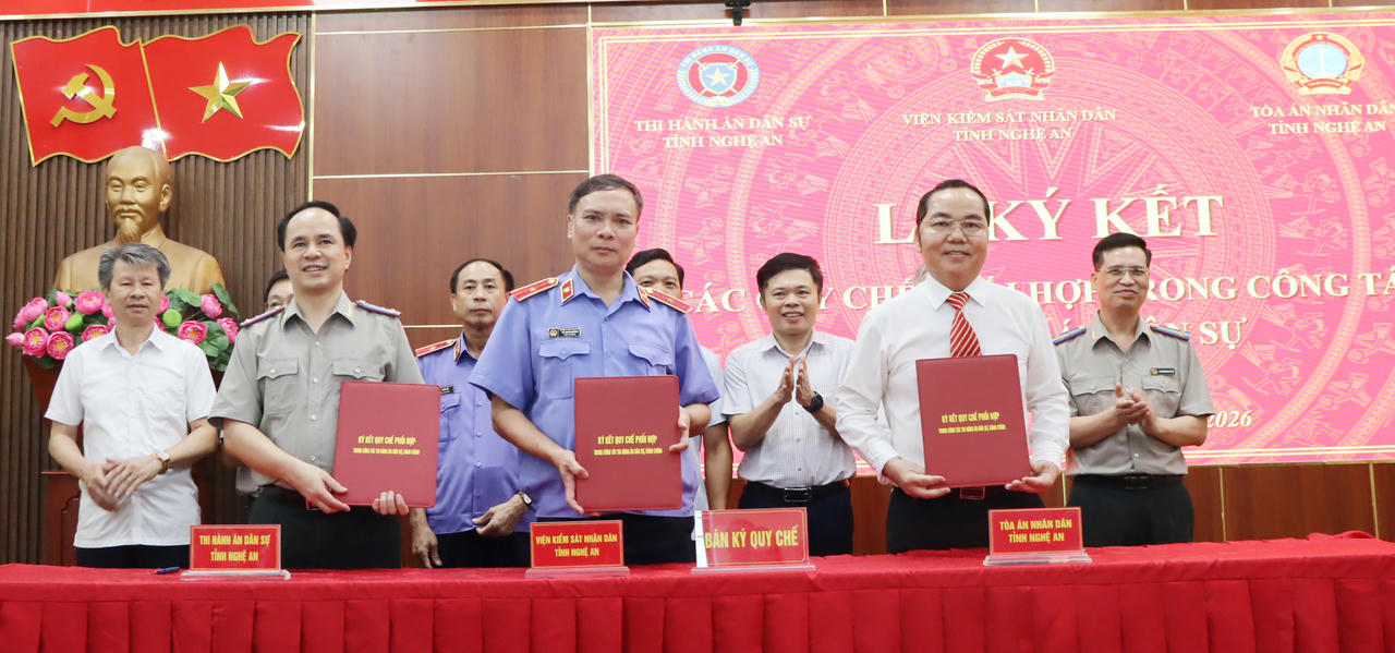 Nghệ An: Ba ngành tư pháp ký quy chế phối hợp, gỡ “điểm nghẽn” thi hành án dân sự 