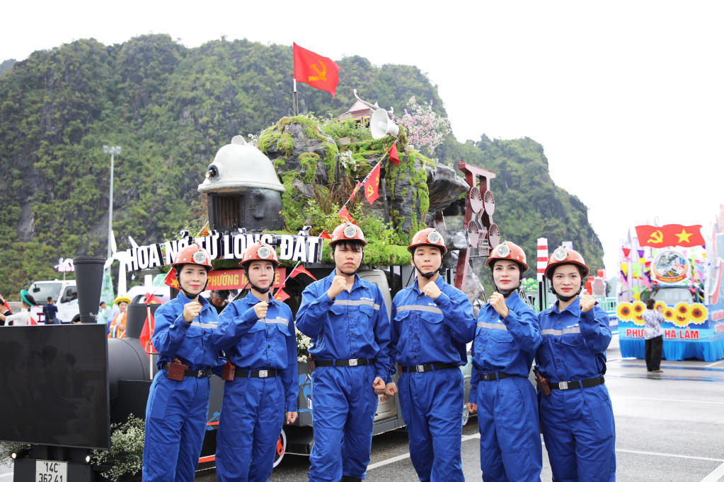 Hội thi thiết kế mô hình diễu hành Carnaval Hạ Long