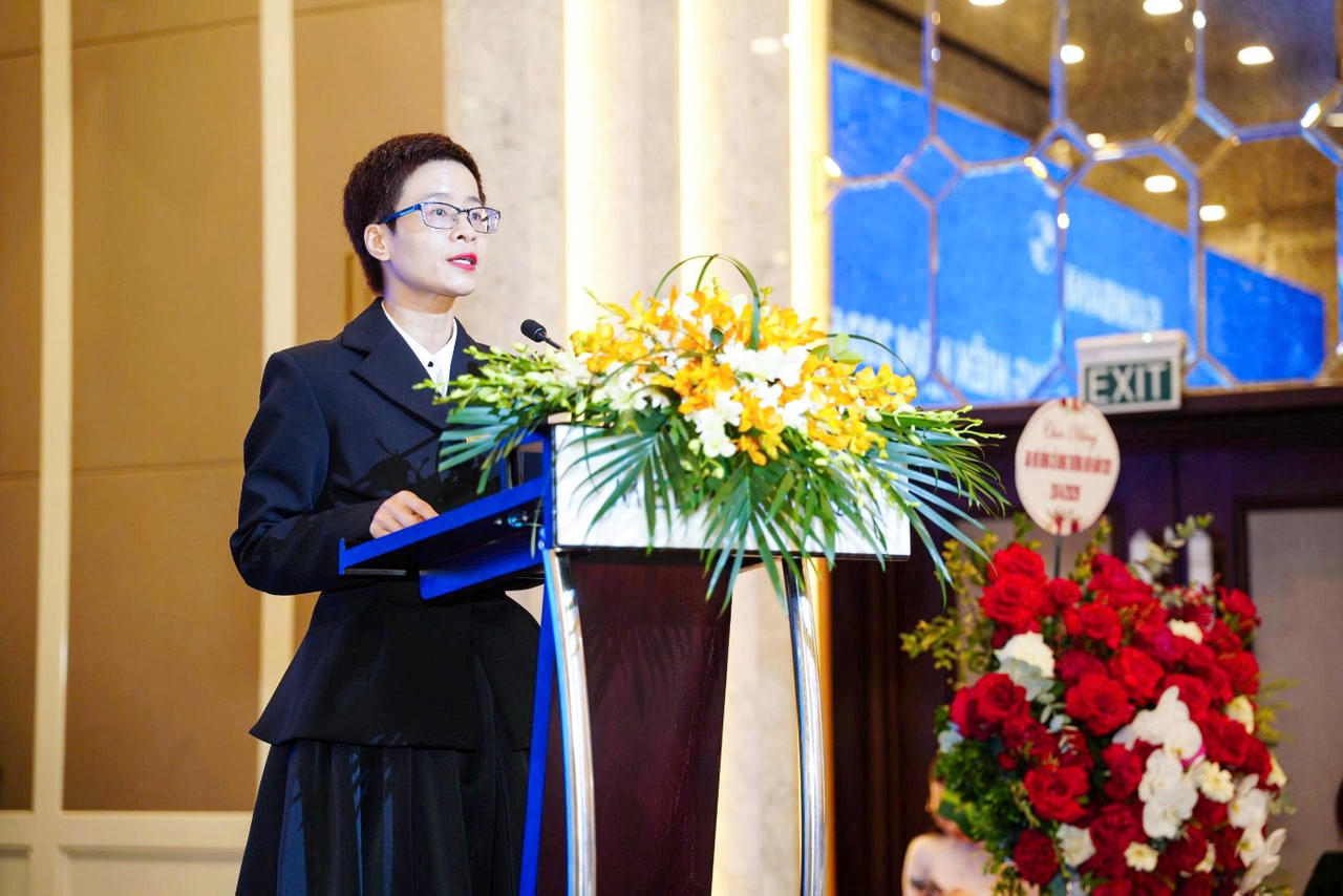 Bà Phạm Thị Huyền Trang, Chủ tịch Hội đồng quản trị Eximbank