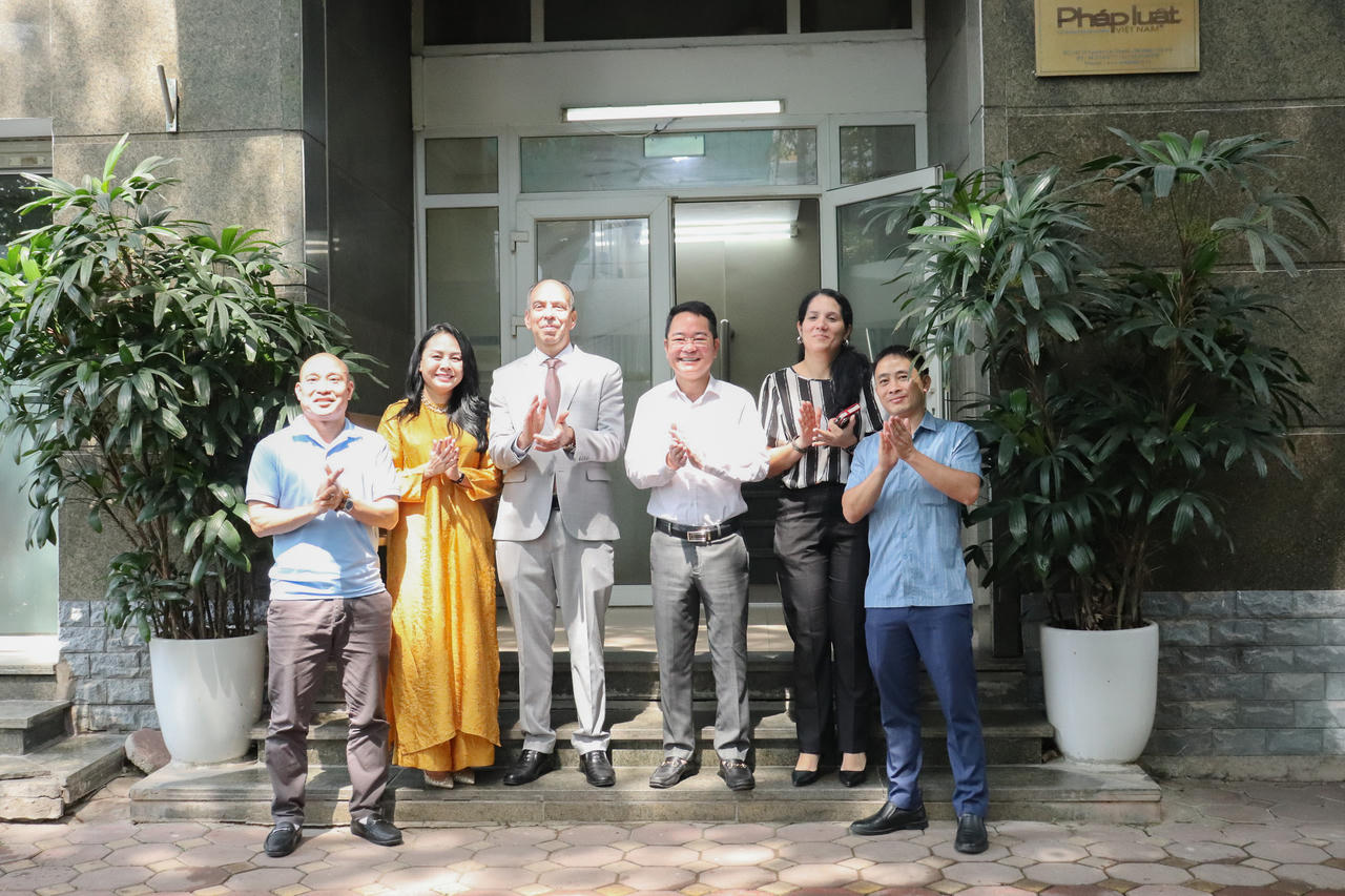 Tăng cường hợp tác báo chí pháp luật giữa Việt Nam - Cuba