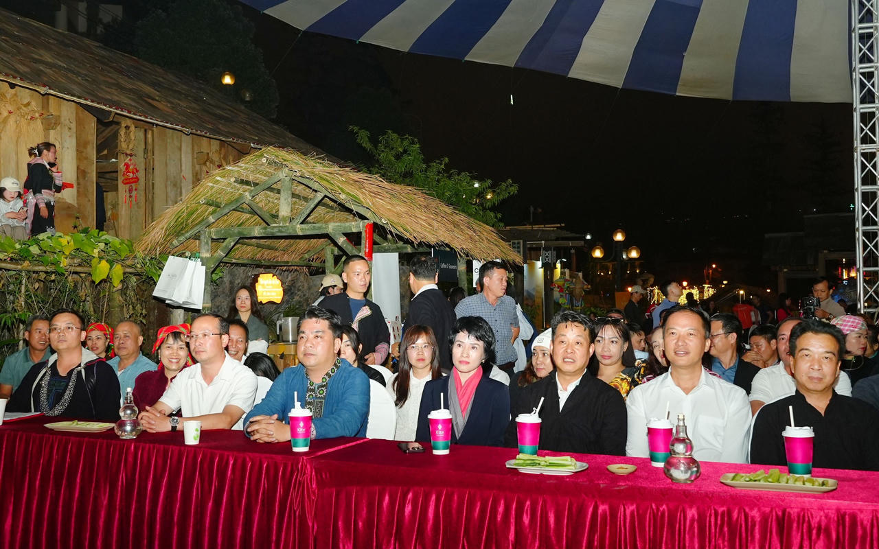 Các đại biểu tham dự