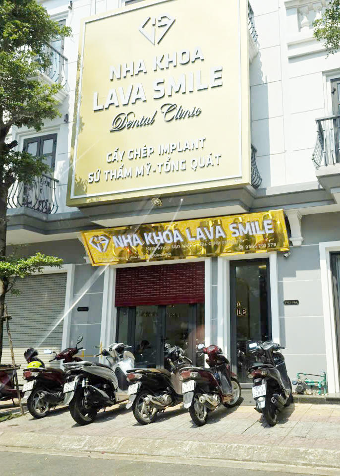 Cơ sở Nha khoa Lava Smile hoạt động tại khu Vincom, phường Cẩm Thành, tỉnh Quảng Ngãi.