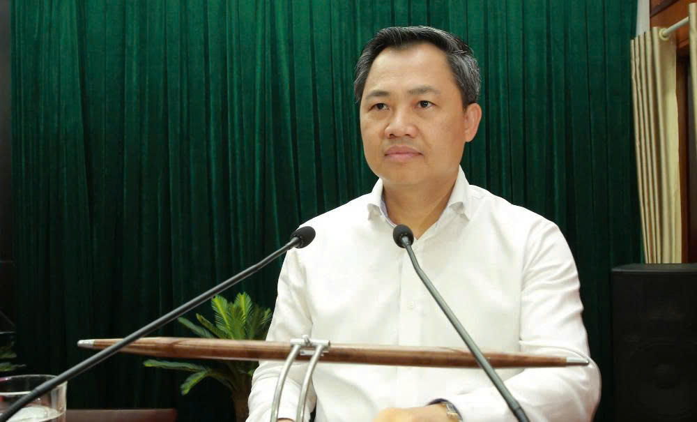 Ông Nguyễn Đình Việt, Chủ tịch UBND tỉnh Sơn La phát biểu tại Hội nghị.