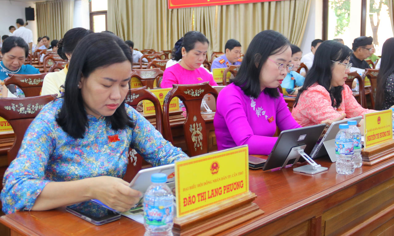 Ông Lê Công Lý được bầu làm Phó Chủ tịch UBND TP Cần Thơ nhiệm kỳ 2026 - 2031