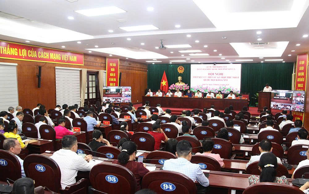 Quang cảnh hội nghị.