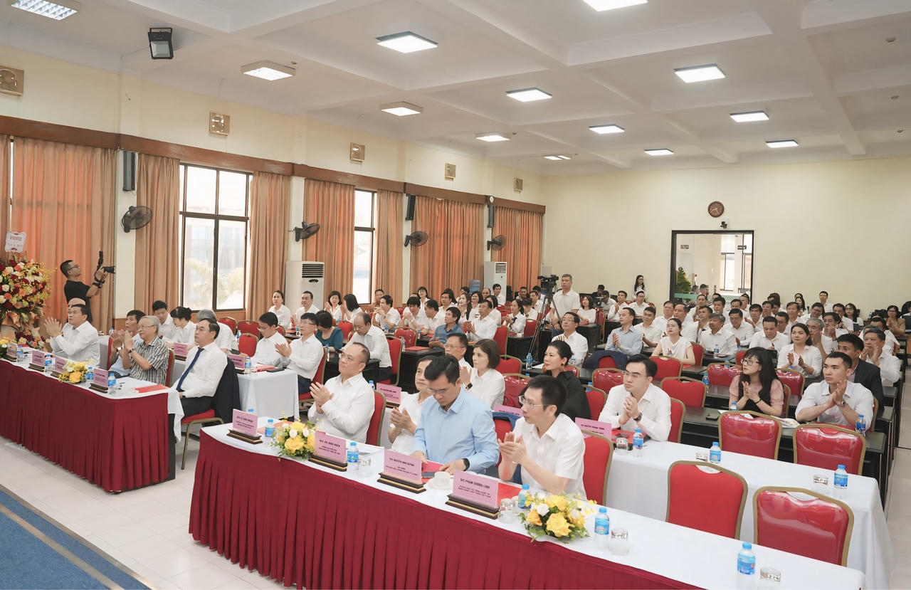 Các đại biểu tham dự hội thảo&nbsp;