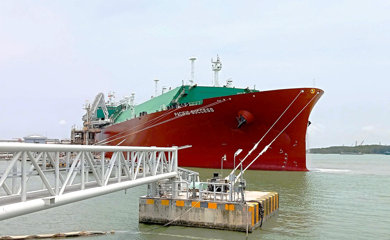PV GAS đã tiếp nhận tàu PACIFIC SUCCESS với hơn 71.000 tấn LNG nhập khẩu từ Australia.