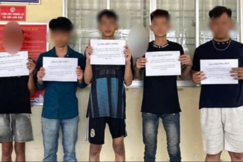 Xử lý nhóm thanh thiếu niên mang hung khí chém người