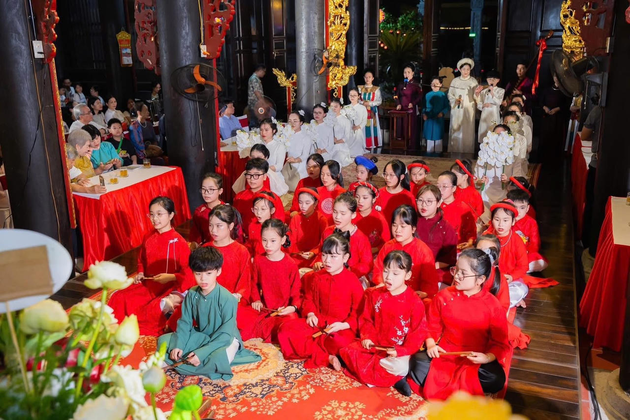 Hải Phòng: Dư âm canh hát cửa đình rằm tháng Ba