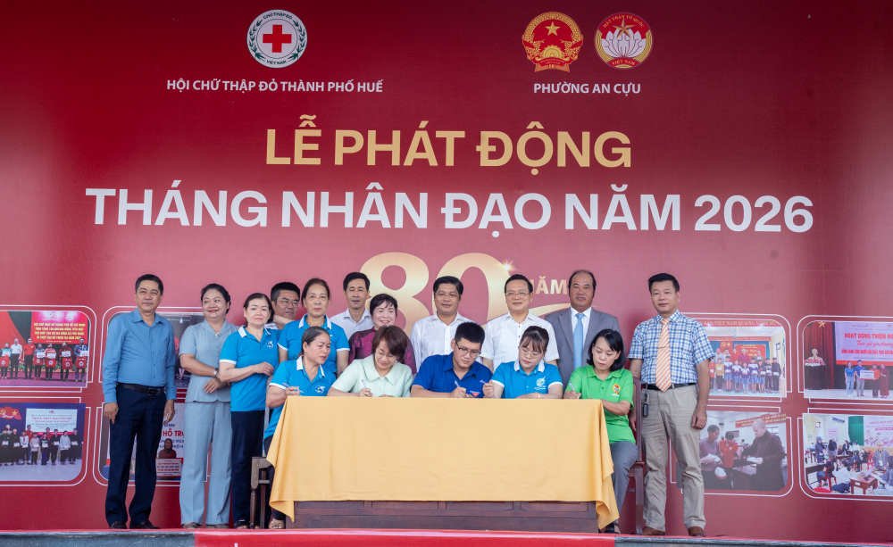 Các cá nhân đăng ký tham gia hiến mô, tạng cứu người.
