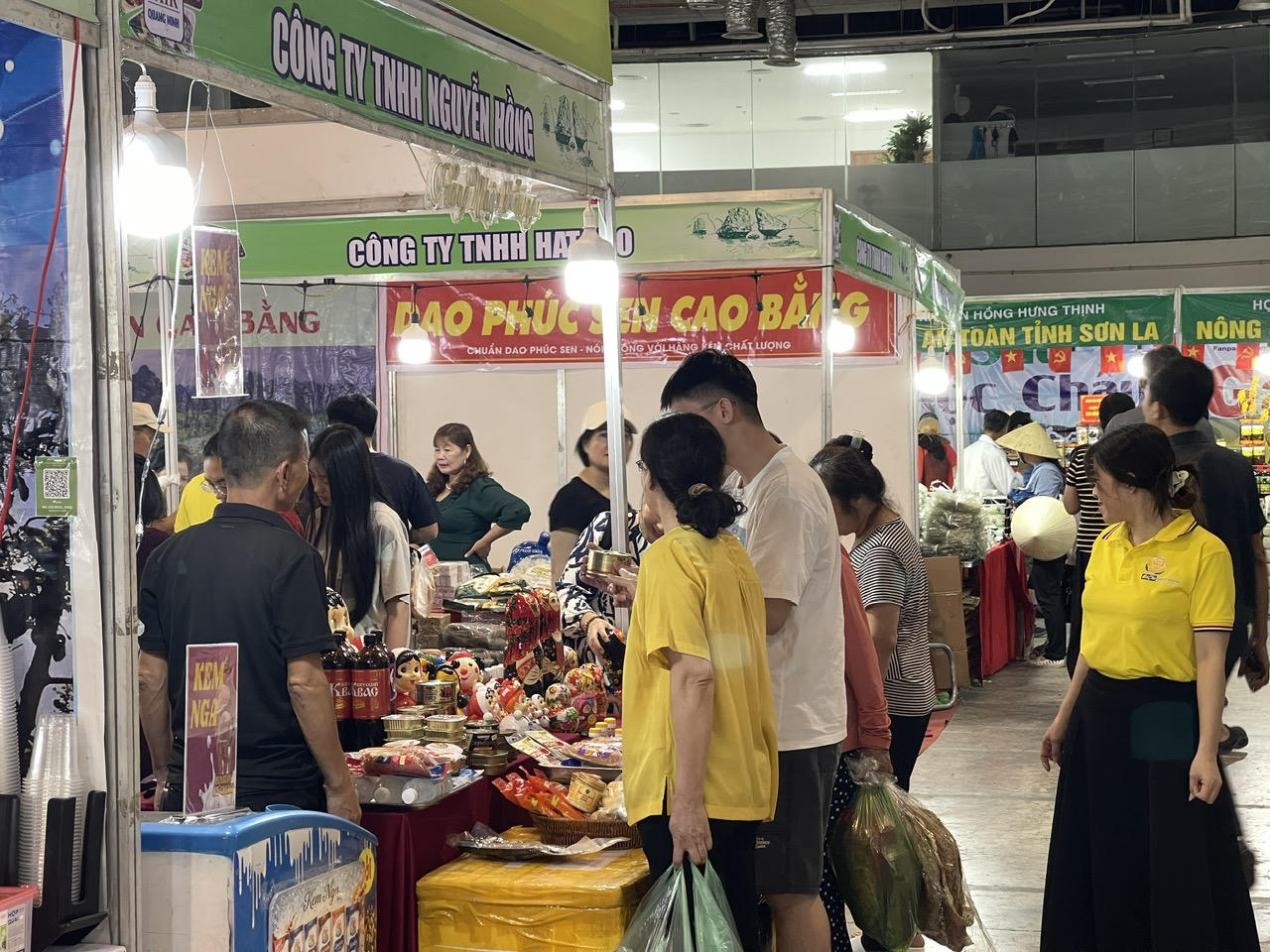 Quảng Ninh đón hơn 1 triệu lượt khách trong kỳ nghỉ lễ Giỗ Tổ và 30/4