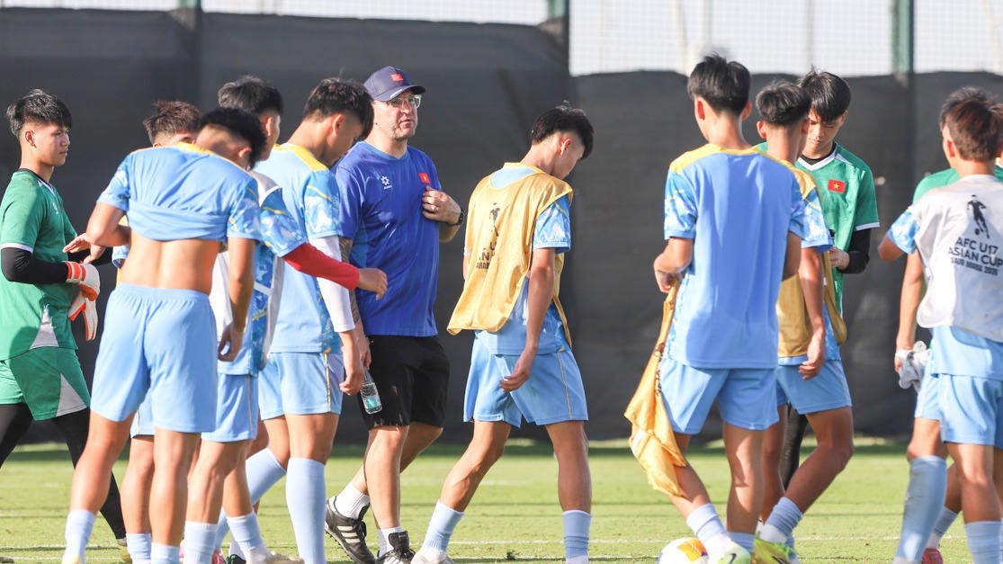 U17 Việt Nam chuẩn bị cho trận ra quân gặp U17 Yemen