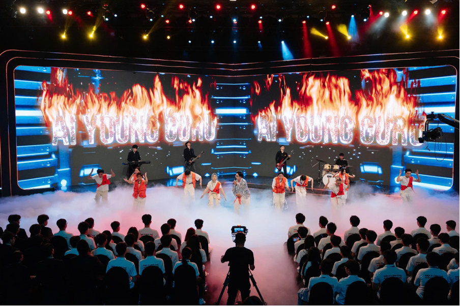 Chung kết AI Young Guru: Cuộc so tài đỉnh cao khép lại, quán quân chính thức được xướng tên