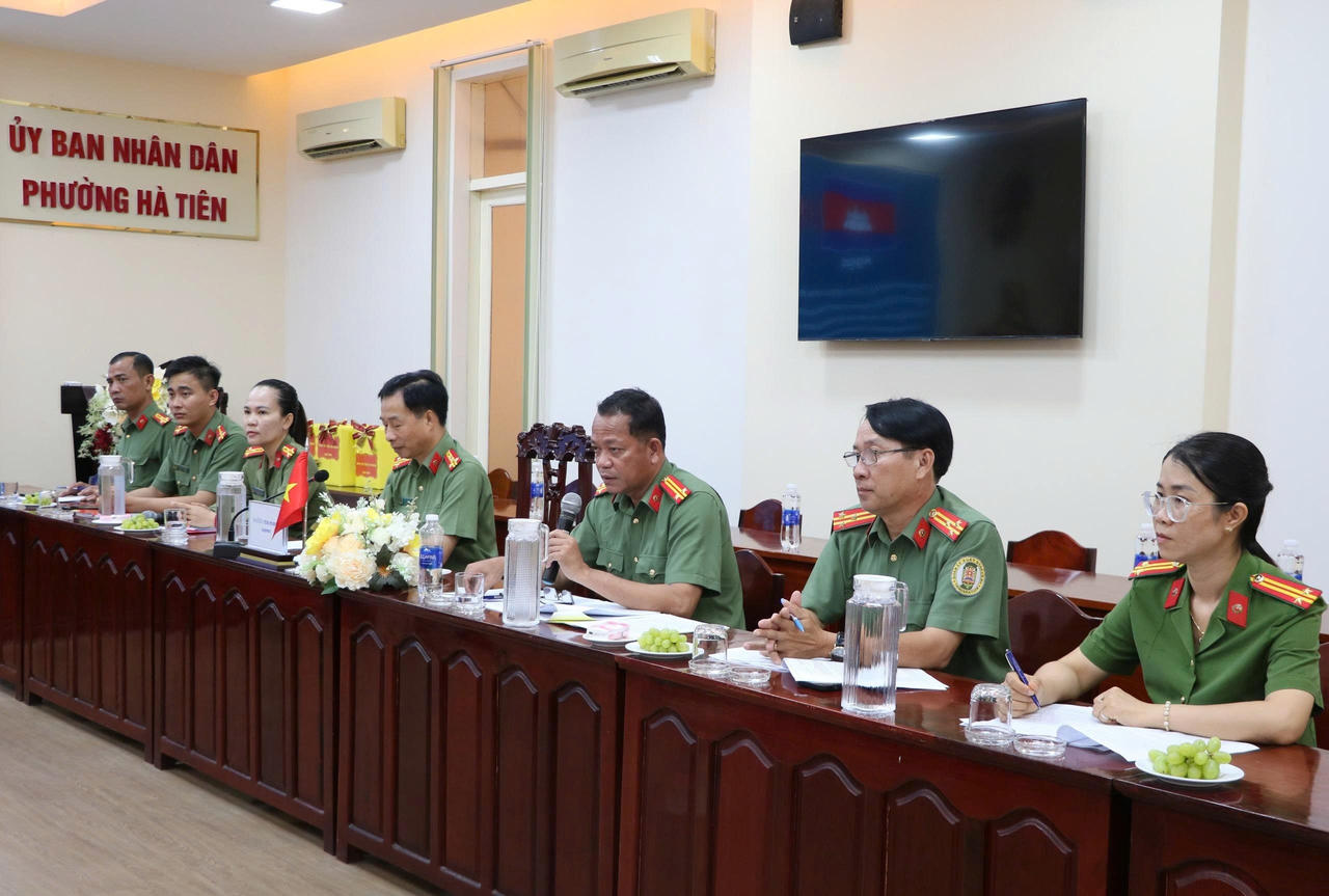 Công an tỉnh An Giang và 5 tỉnh Campuchia tăng cường hợp tác, giữ gìn an ninh biên giới