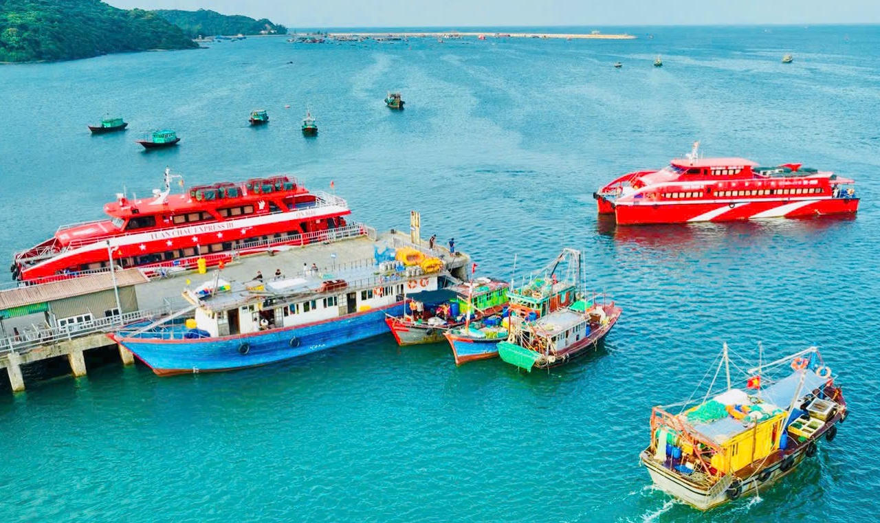 Đặc khu Cô Tô tổ chức loạt hoạt động văn hóa – du lịch dịp Kỷ niệm 65 năm ngày Bác Hồ ra thăm đảo