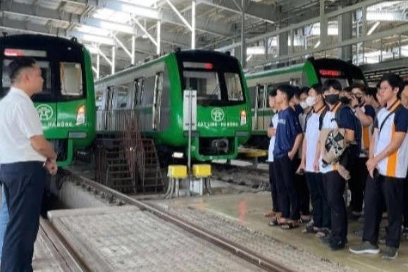 Lần đầu ban hành chuẩn đào tạo đại học ngành đường sắt
