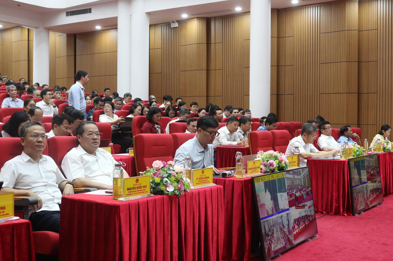Cử tri Lào Cai kiến nghị tạo động lực phát triển khu vực biên giới, miền núi