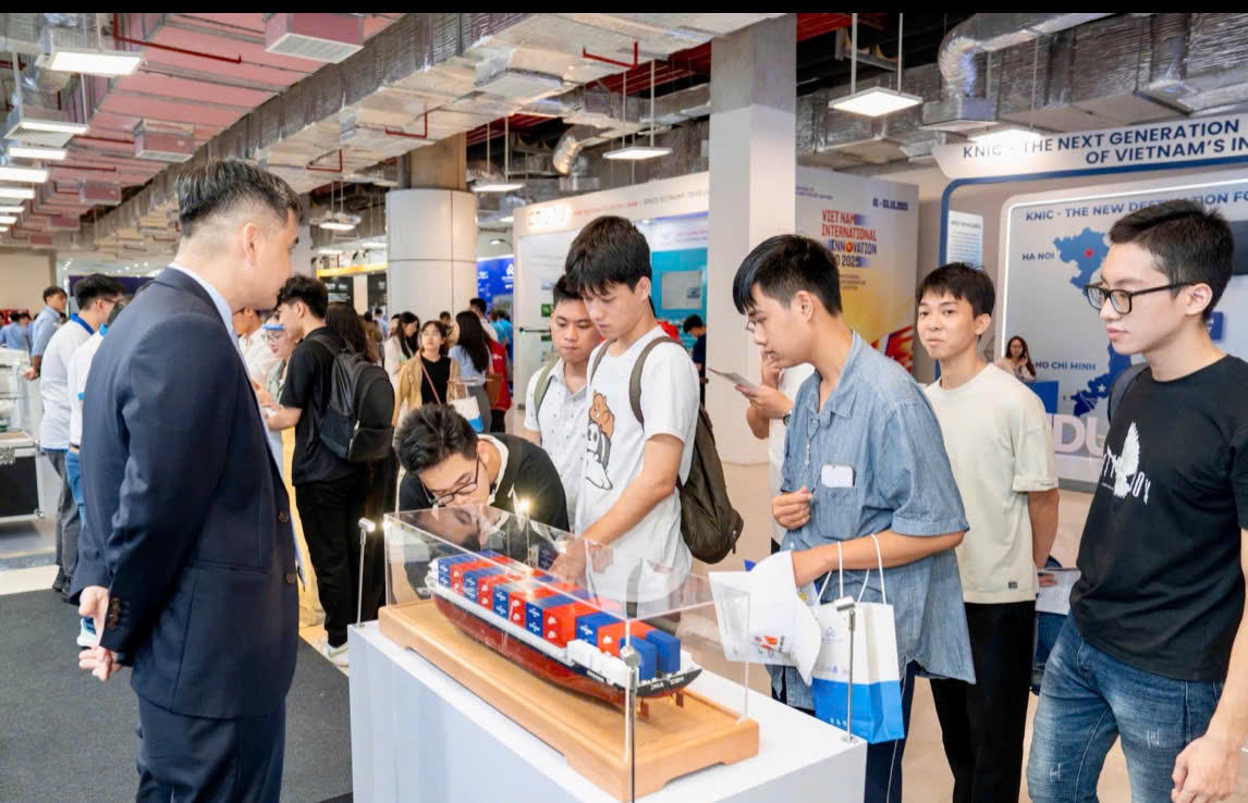 Việt Nam xác lập 10 nhóm công nghệ chiến lược - AI