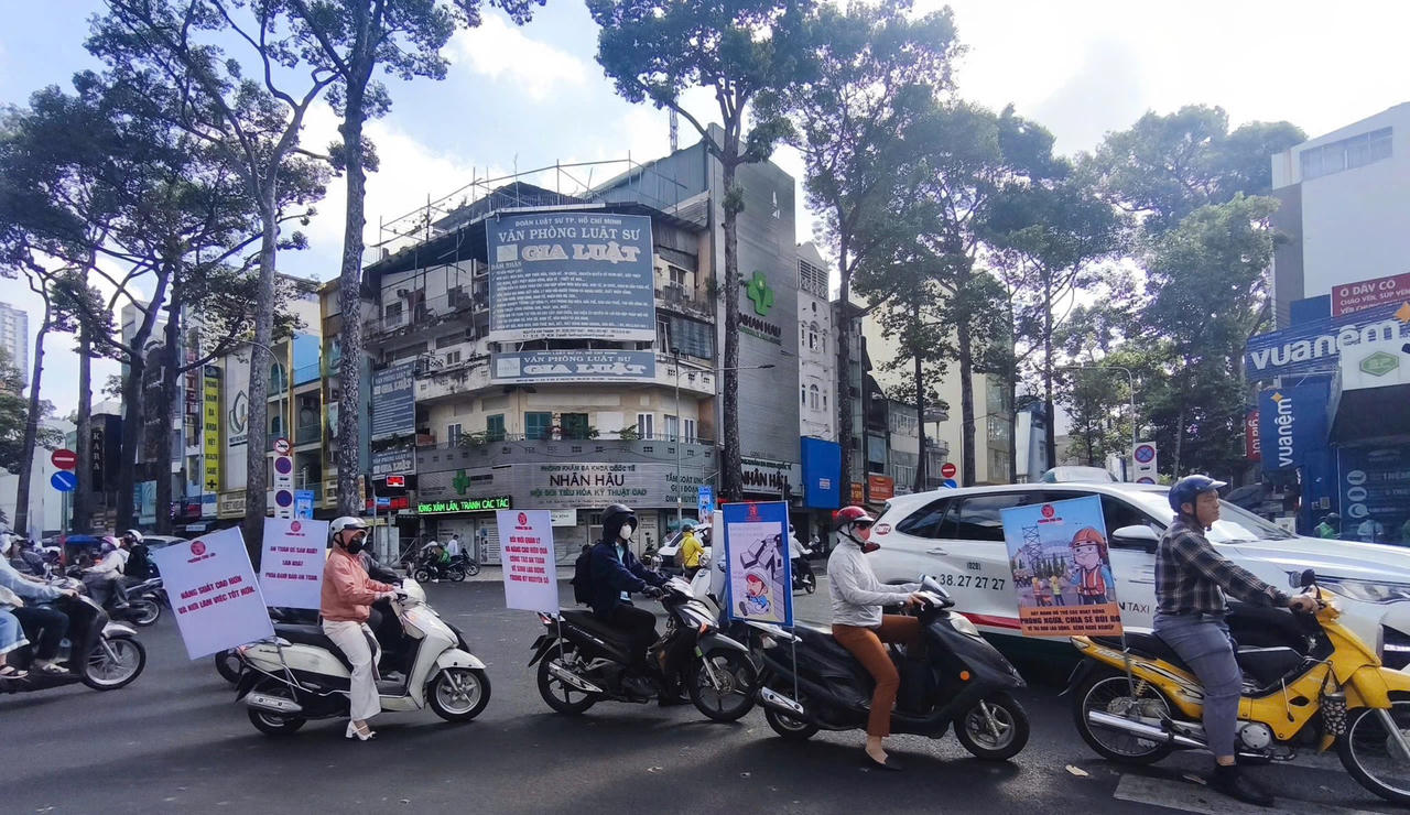 Nhiều đơn vị tham gia tuyên truyền về Tháng hành động về an toàn, vệ sinh lao động và Tháng hành động vì an toàn thực phẩm năm 2026.