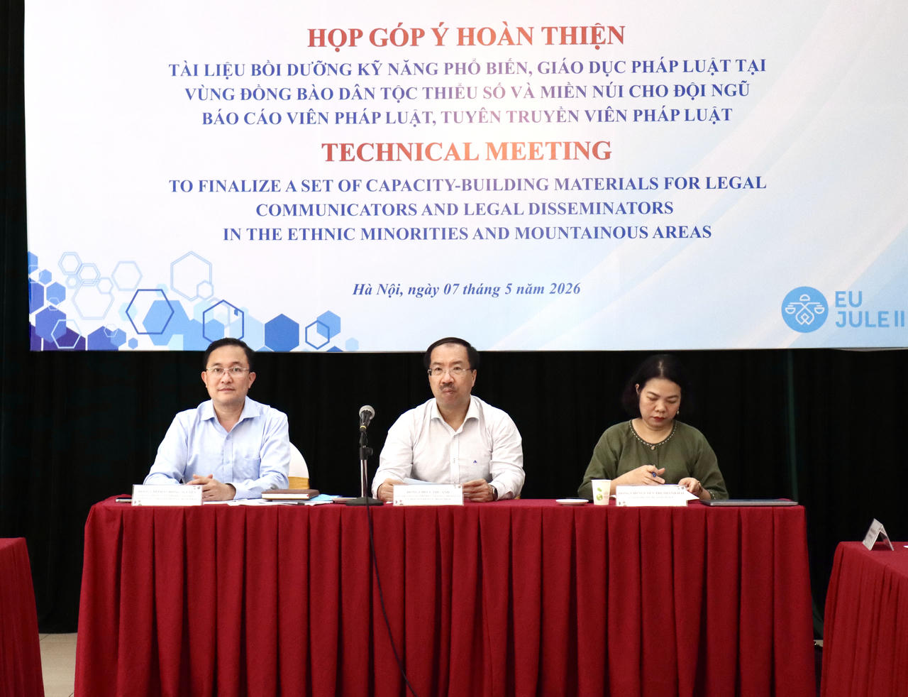 Đổi mới công tác phổ biến pháp luật tại vùng đồng bào dân tộc thiểu số, miền núi