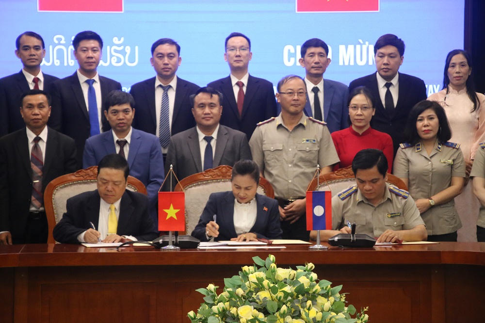 Sở Tư pháp tỉnh U Đôm Xay (Lào) thăm và làm việc tại tỉnh Sơn La