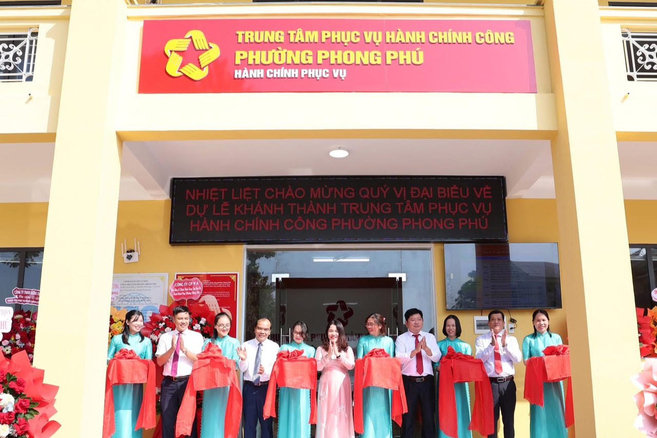 Khánh thành Trung tâm Phục vụ hành chính công phường Phong Phú - TP Huế