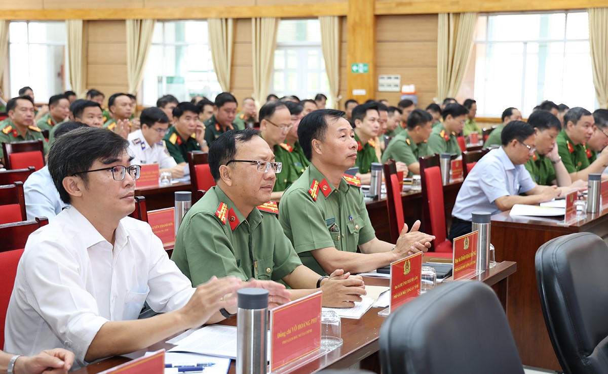 Sơ kết 8 tháng thực hiện Đề án xây dựng đặc khu Phú Quốc thành 'Đơn vị kiểu mẫu về ANTT và văn minh đô thị'