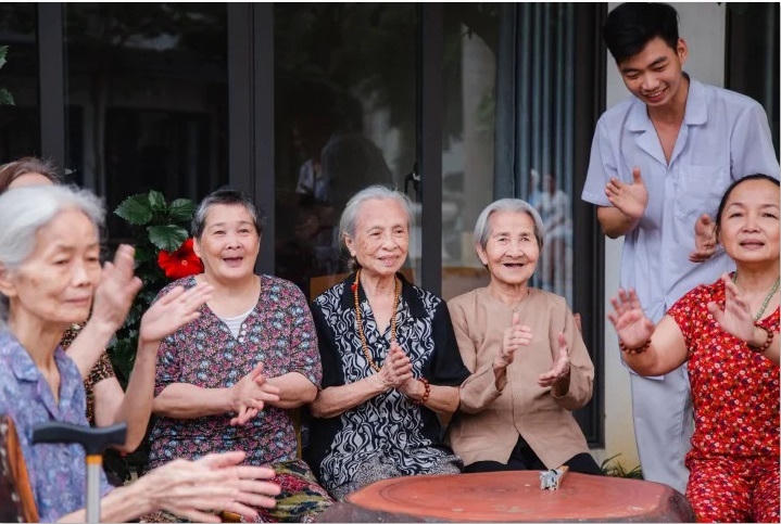 Một người giữ được tâm an chính là nguồn năng lượng chữa lành tự nhiên cho cả gia đình.