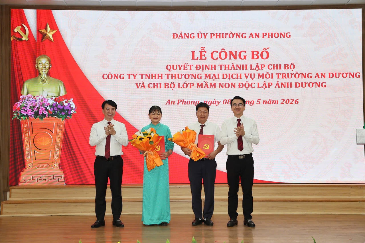 Trong khuôn khổ chương trình, phường An Phong tổ chức Lễ công bố quyết định thành lập Chi bộ Công ty TNHH Thương mại dịch vụ môi trường An Dương và Chi bộ Lớp Mầm non độc lập Ánh Dương trực thuộc Đảng bộ phường. 