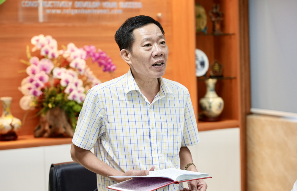 Phó Chủ tịch UBND thành phố Hà Văn Tuấn kết luận tại buổi làm việc.