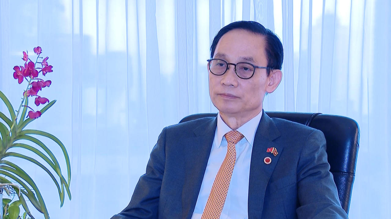 Bộ trưởng Bộ Ngoại giao Lê Hoài Trung.