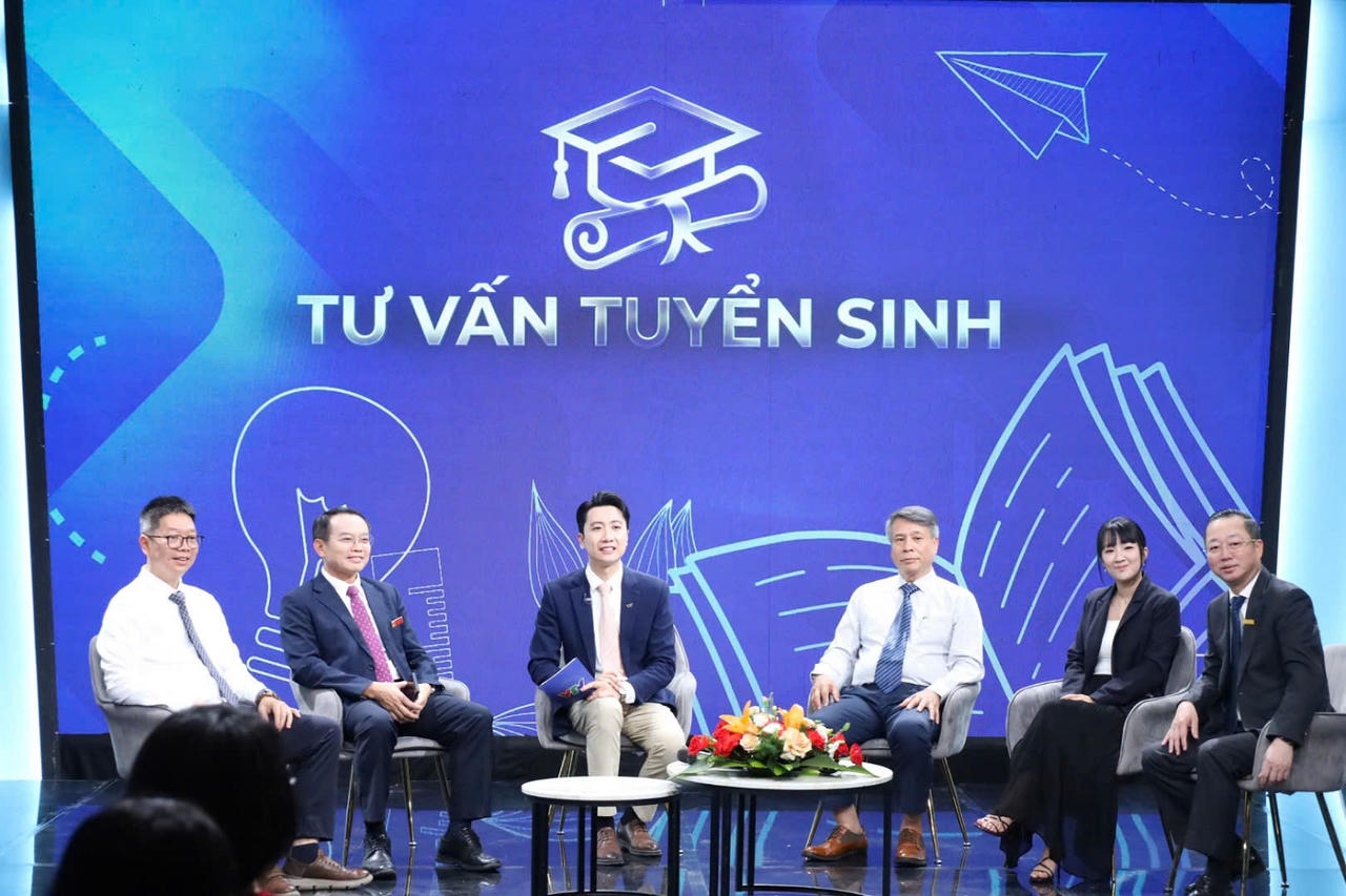 Các Chuyên gia - Diễn giả tại buổi Tư vấn tuyển sinh