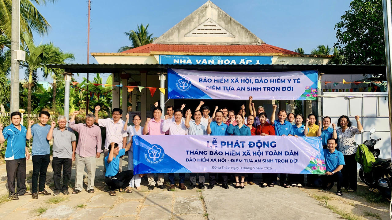 BHXH Đồng Tháp đồng loạt ra quân hưởng ứng Tháng vận động, triển khai BHXH toàn dân