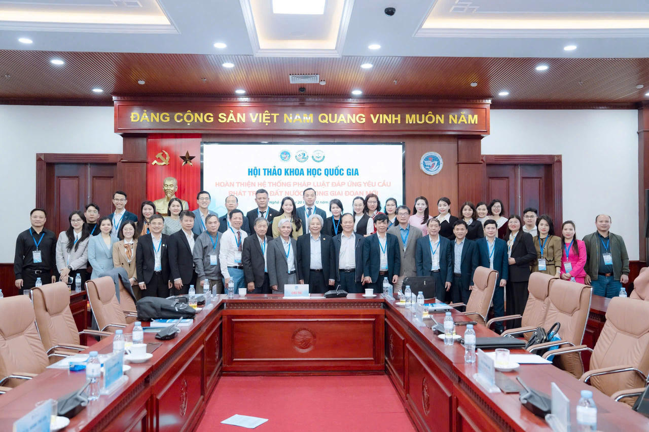 Từ giáo trình đến hồ sơ vụ án điện tử, những chuyển động mới trong đào tạo luật tại ngành luật Đại học Vinh