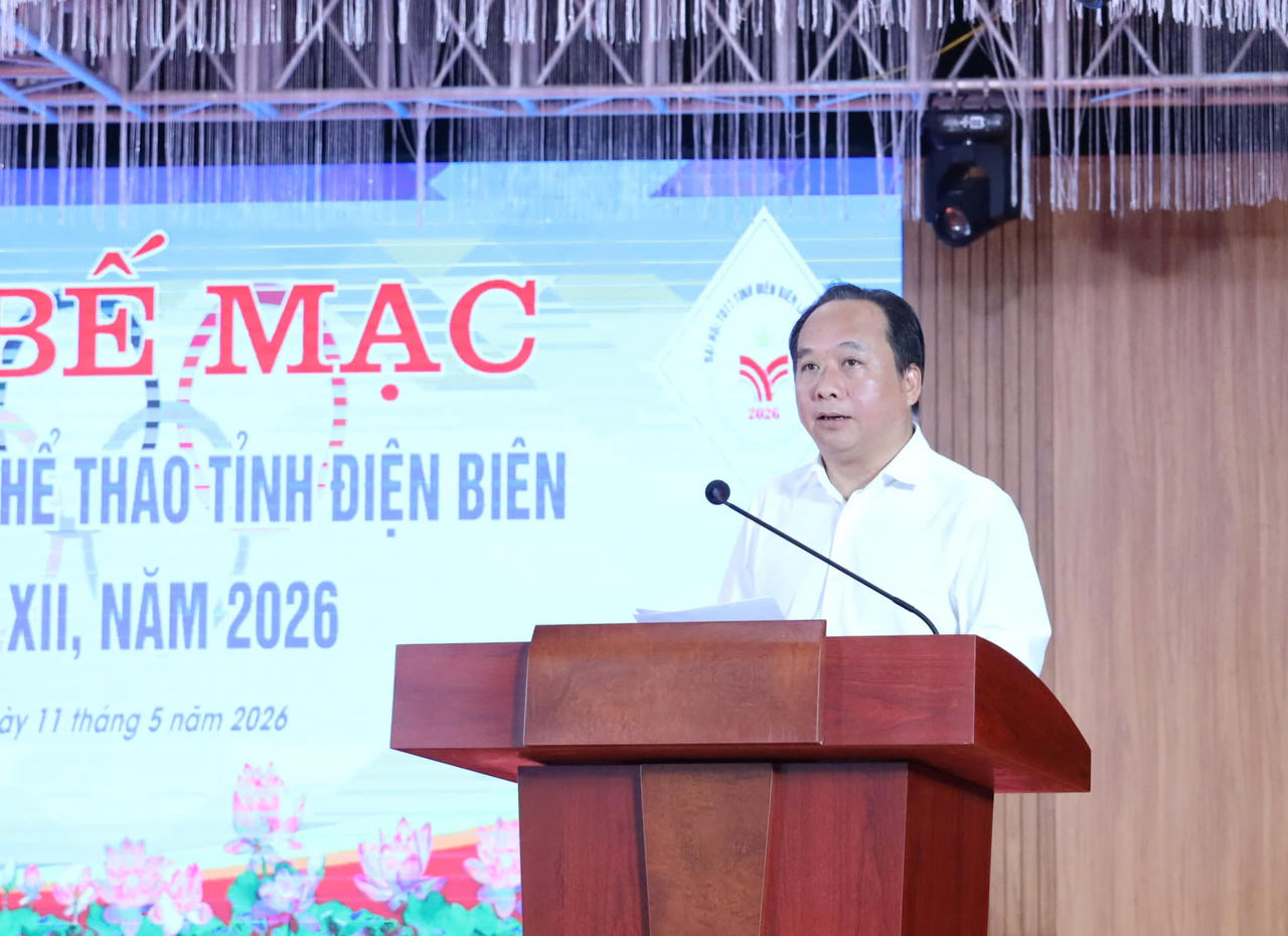 Ông Nguyễn Minh Phú, Phó Chủ tịch UBND tỉnh Điện Biên phát biểu tại lễ bế mạc.
