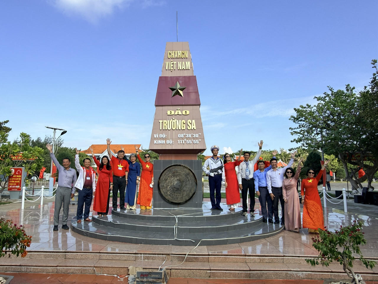 Đoàn công tác Bộ Tư pháp tại đảo Trường Sa.