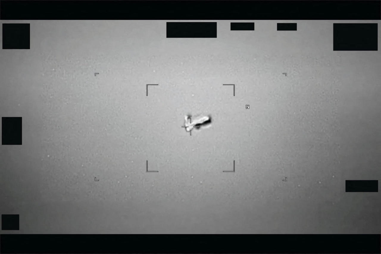Mỹ công bố tài liệu mật về UFO
