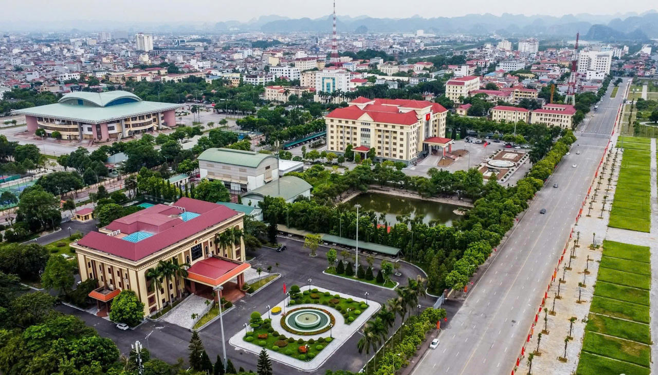 Ninh Bình tăng cường công tác chính trị, tư tưởng