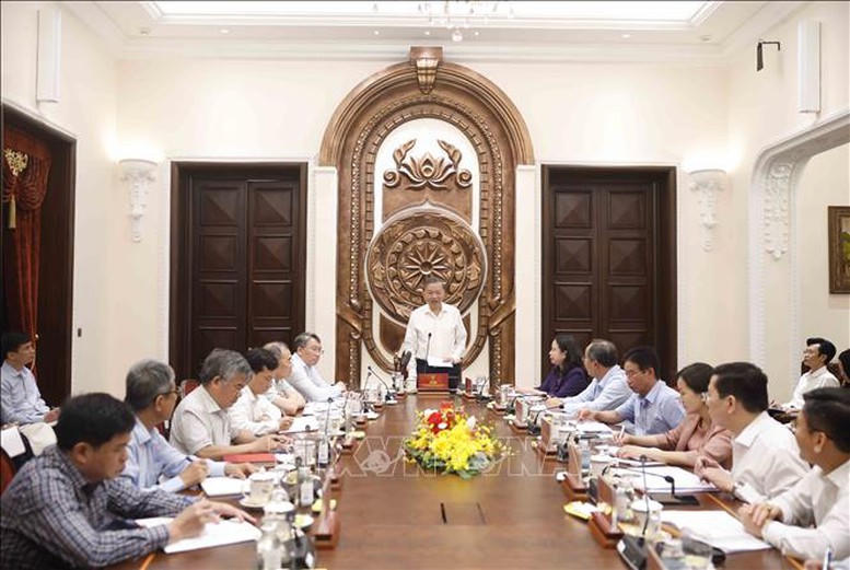 Tổng Bí thư, Chủ tịch nước Tô Lâm làm việc với Văn phòng Chủ tịch nước- Ảnh 3.