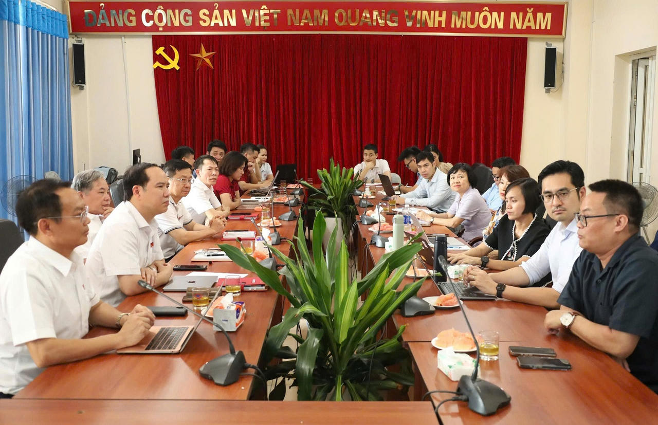 Đại diện HHT và ASU tại sự kiện.