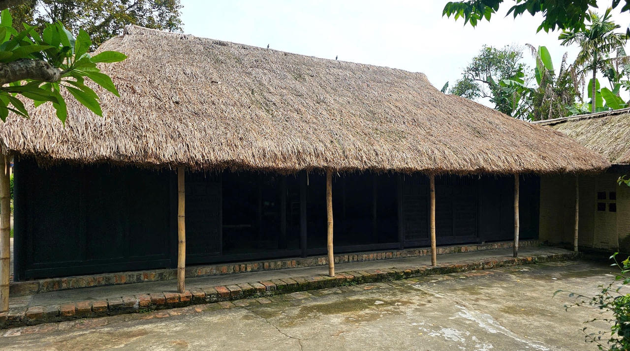 Nhà lưu niệm Bác Hồ ở làng Dương Nỗ