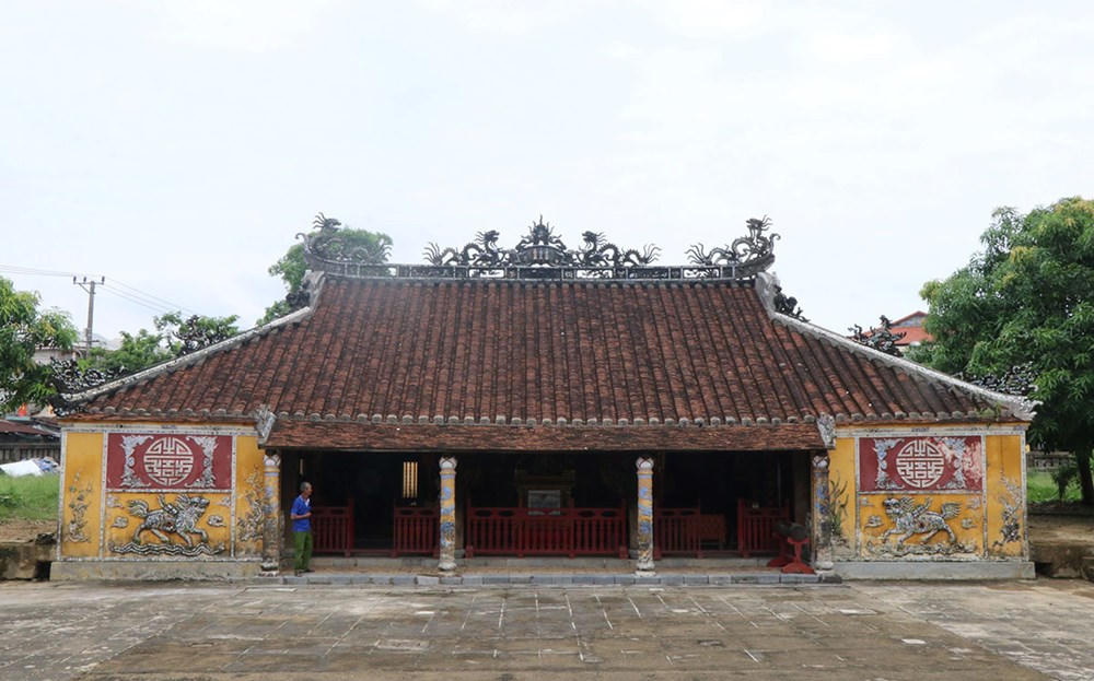 Đình làng Dương Nỗ là di tích quốc gia đặc biệt trong hệ thống di tích về Chủ tịch Hồ Chí Minh tại&nbsp; Huế.