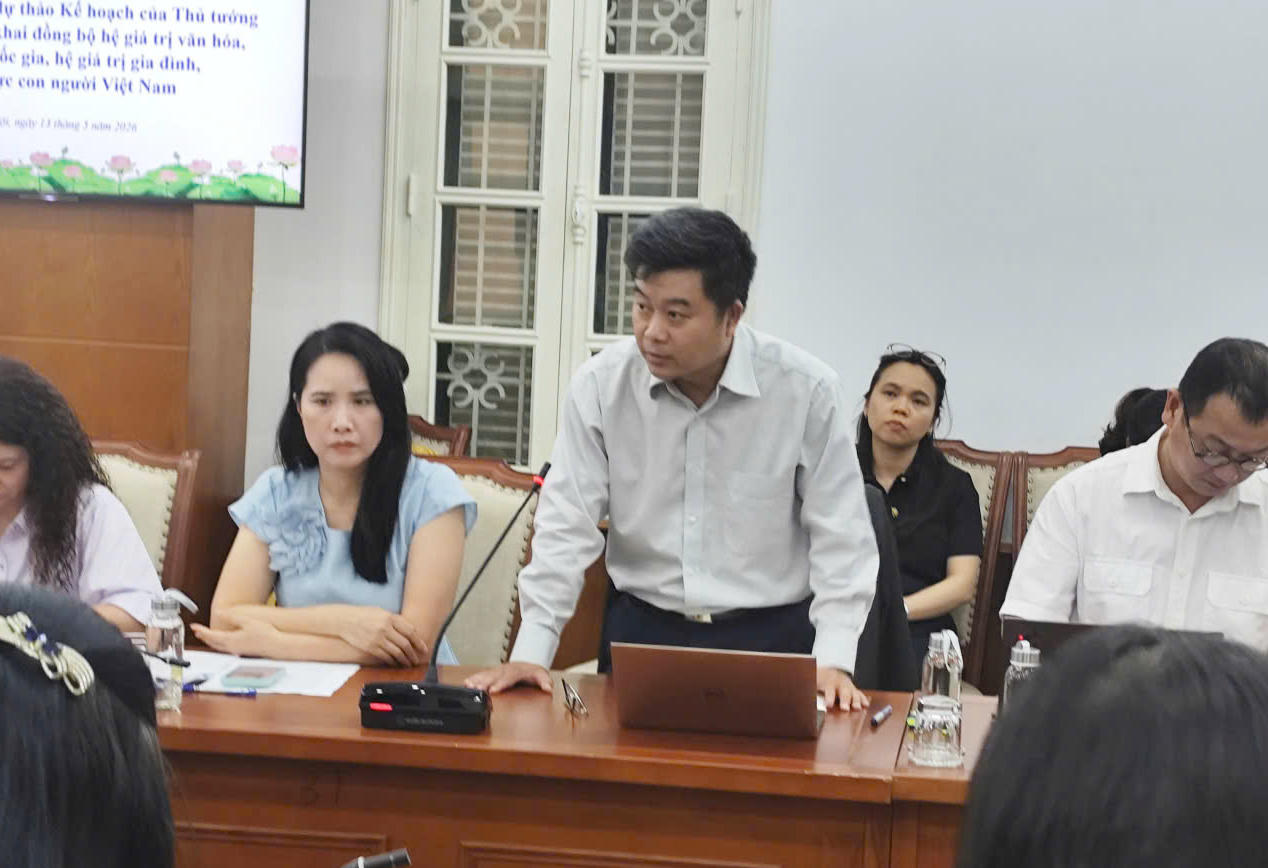 Ông Nguyễn Đức Minh – Phó Cục trưởng Cục Ngoại vụ và Ngoại giao văn hóa, Bộ Ngoại giao phát biểu tại hội nghị.