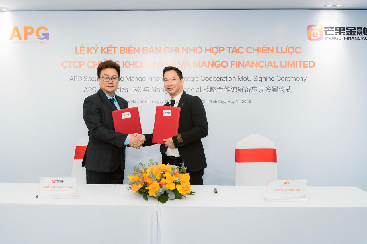 Lãnh đạo hai đơn vị ký kết hợp tác