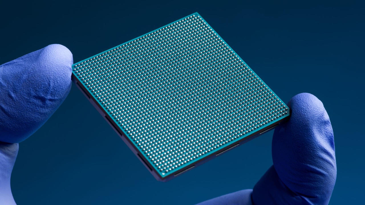 NASA ra mắt "siêu chip" mới với sức mạnh gấp 500 lần