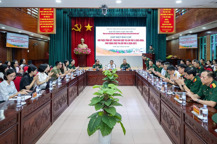 Quang cảnh buổi gặp mặt báo chí. Ảnh: qdnd.vn